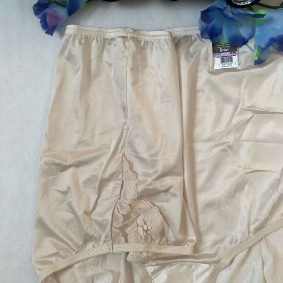 Vanity Fair and Auden NWT Panty Women 11/4XL - Picture 6 of 9